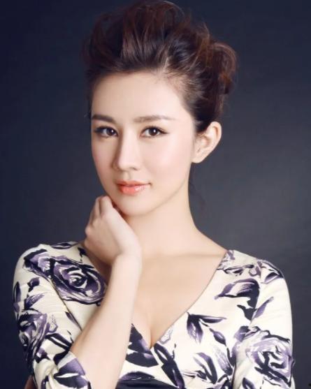 赵妮娜图片,光影交织下的美丽瞬间